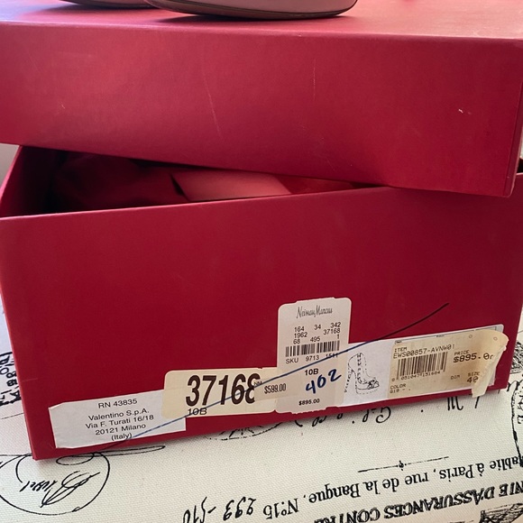 Valentino Garavani womens heels - Picture 7 of 9